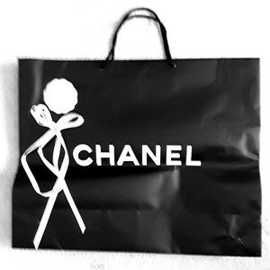 CHANEL Shopping Bag With Flower and Ribbon